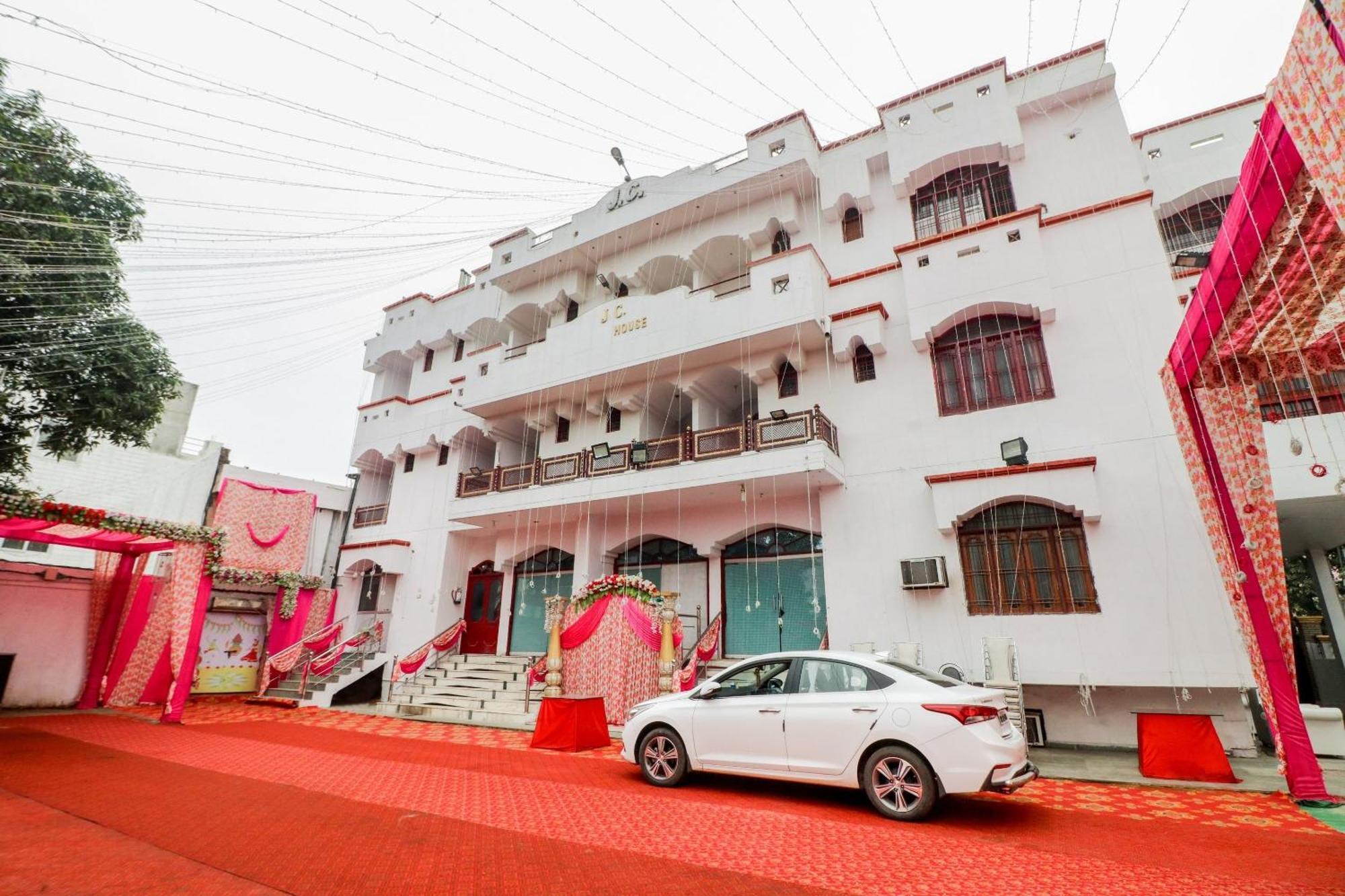 J C Guest House Hasanganj Exterior photo