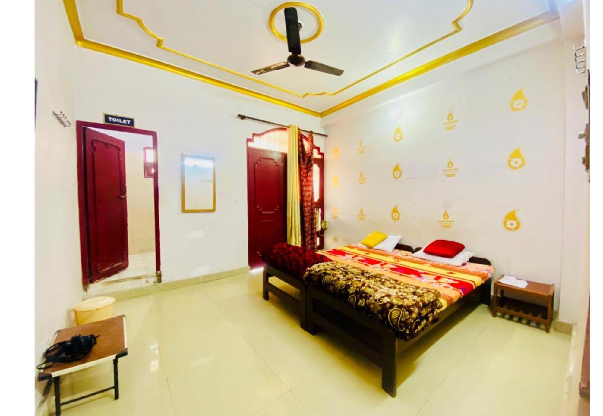 J C Guest House Hasanganj Exterior photo